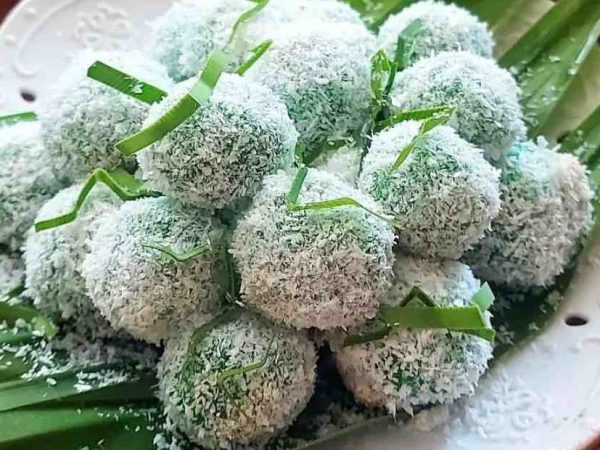 Kue Klepon, Manisnya Tradisi Indonesia dalam Gigitan Kecil