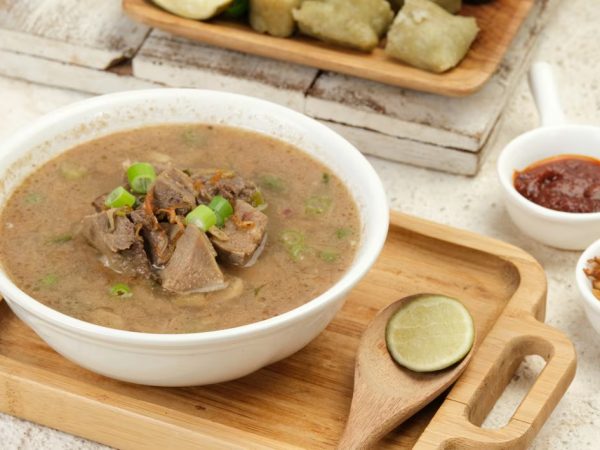 Coto Makassar, Kuliner Legendaris Sulawesi Selatan