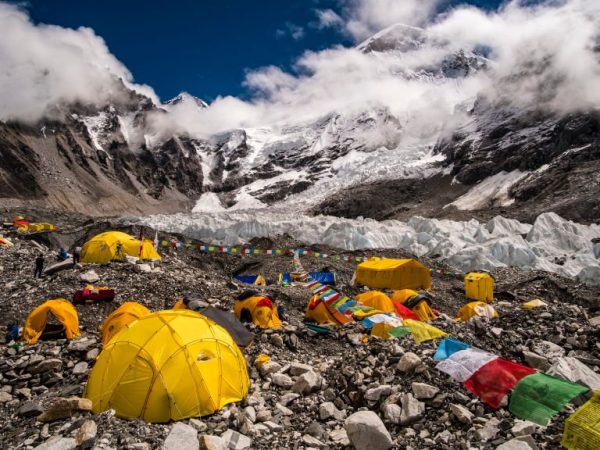 Mount Everest Base Camp, Gerbang Menuju Puncak Dunia