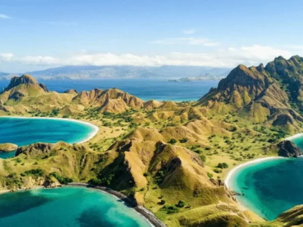 Pulau Padar, Panorama Spektakuler di Antara Komodo dan Rinca