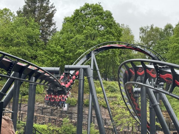 Alton Towers, Kerajaan Petualangan Adrenalin di Hutan Staffordshire
