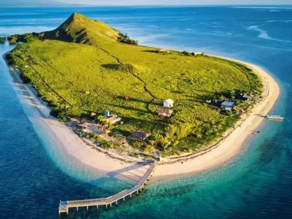 Pulau Kenawa, Destinasi Wisata Tersembunyi di Sumbawa yang Menawan