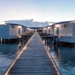 Sensasi Menginap di Hotel Terapung, Liburan di Atas Permukaan Air