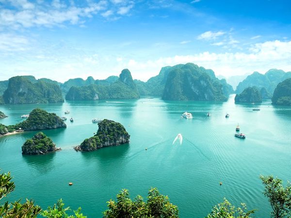 Ha Long Bay, Permata Alam Vietnam yang Memukau Dunia