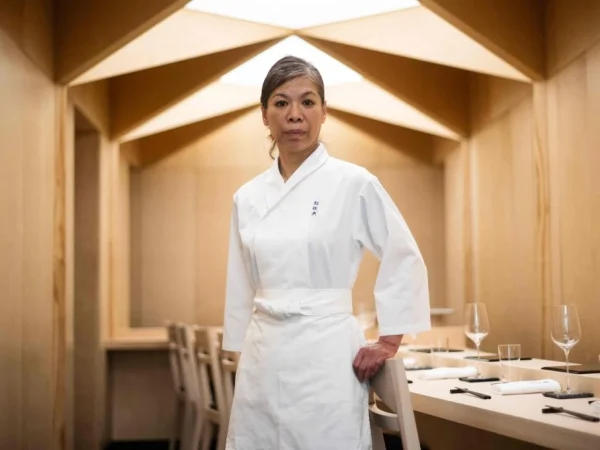 Sushi Shunei, Warisan Sushi Edomae yang Abadi di Bukit Montmartre, Paris